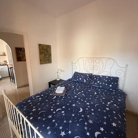 Little Sky House 아파트